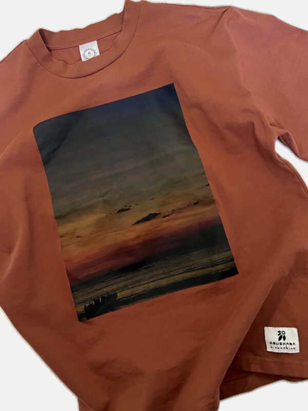 Rich Coast Sunset - T-shirt