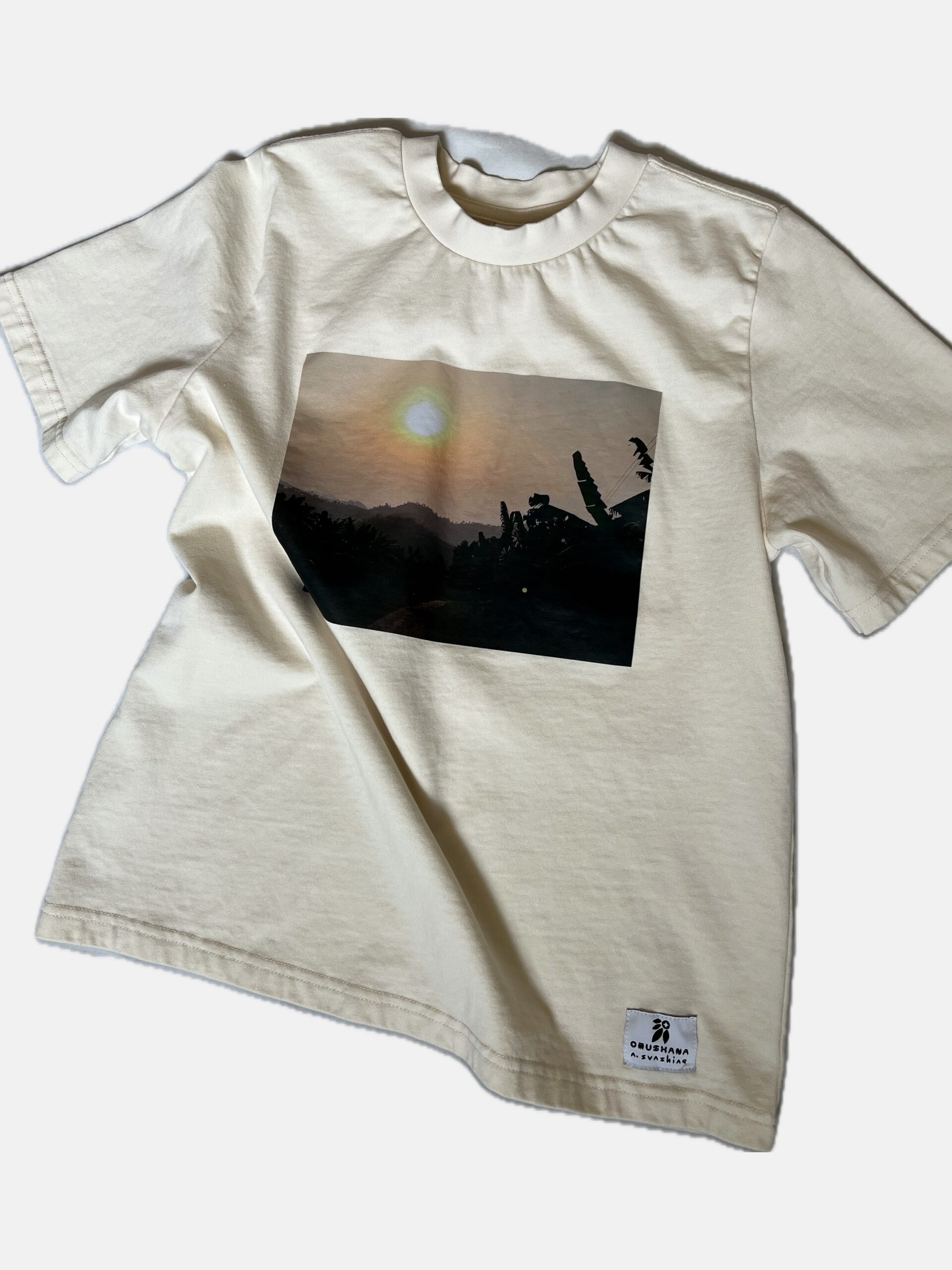 Highland Sunbeam - Heavy-weight T-shirt - Image 4